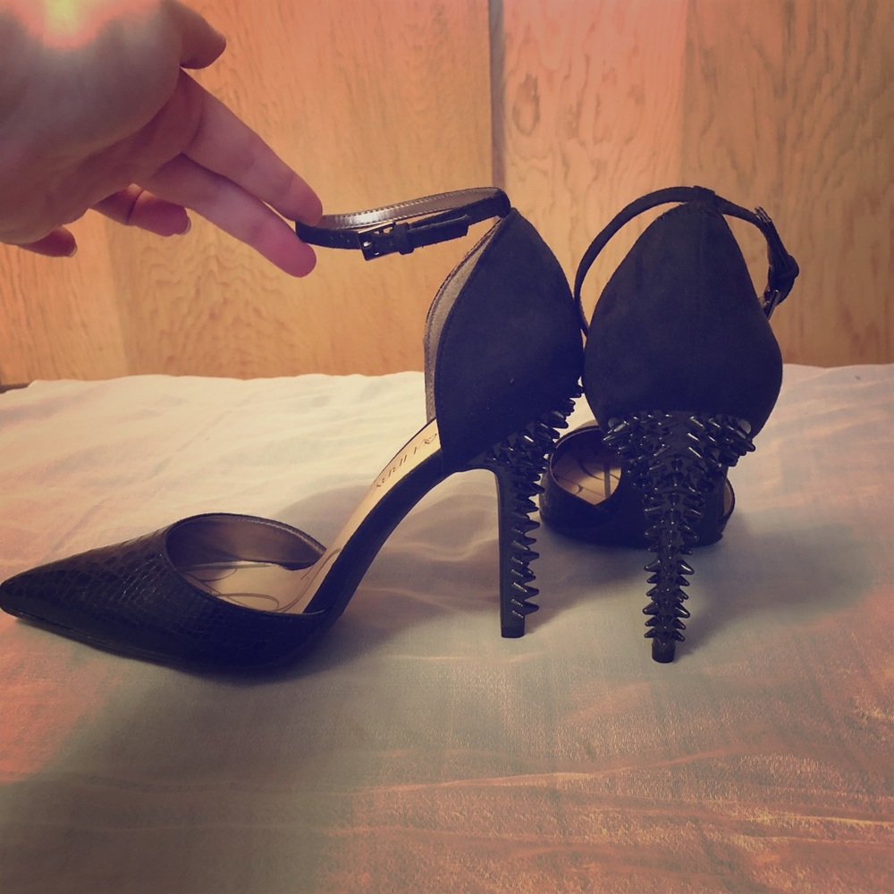 Sam & Libby heel
